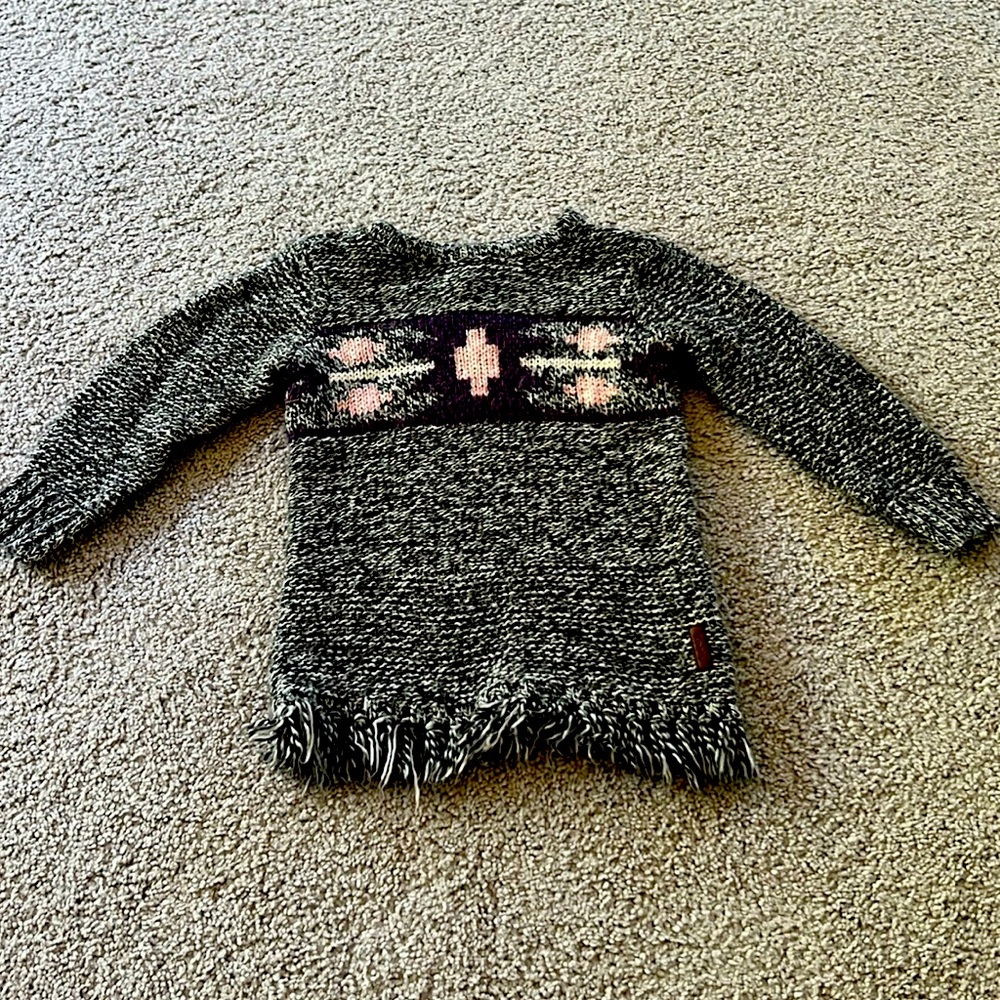 Roots sweater